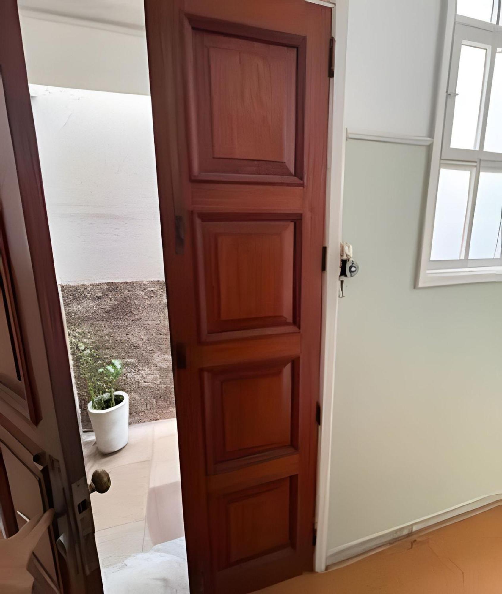 Leblon Proximo Posto 11 Rio de Janeiro